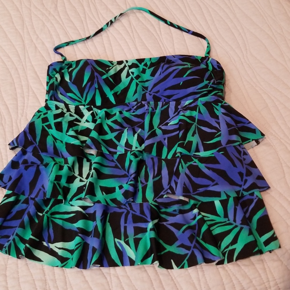 Tankini top.